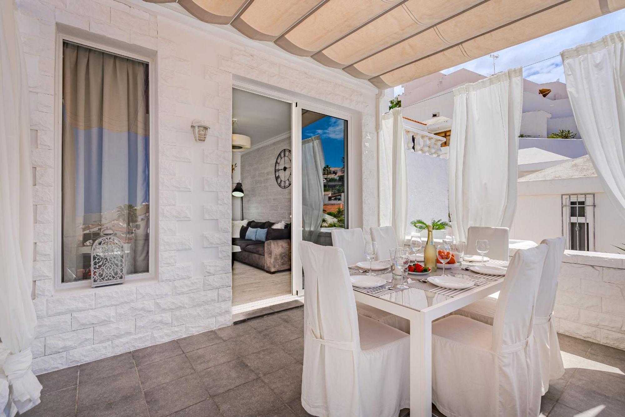 Buenavista Romantic Bungalow In Costa Adeje Εξωτερικό φωτογραφία